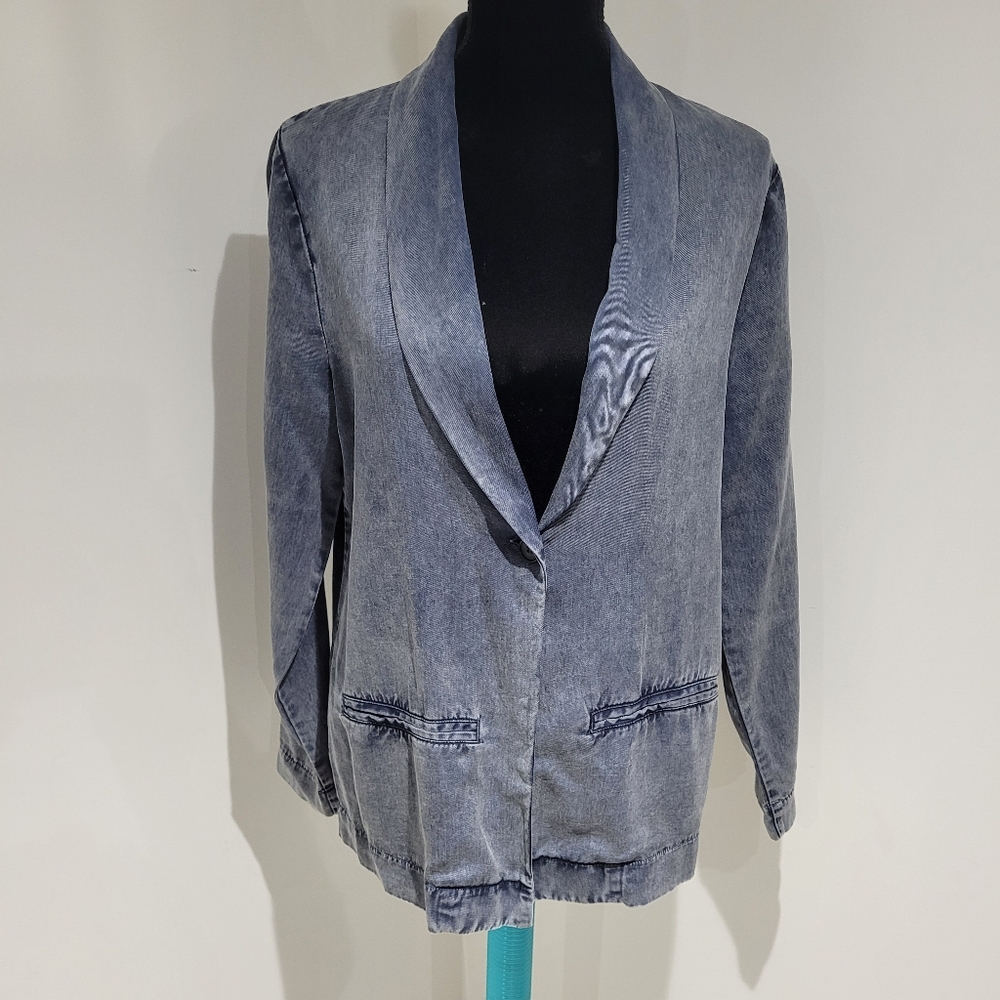 Lea & Nicole Women's Relaxed Oversized Boyfriend Fit Chambray Blazer Small Blue